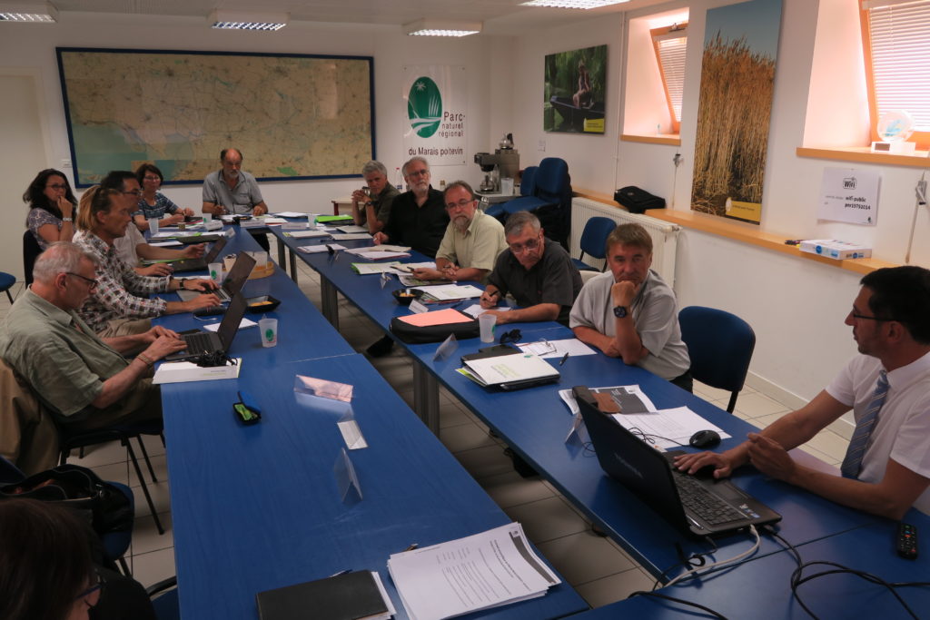 Travaux lors du deuxième séminaire du Conseil scientifique et prospectif du Parc naturel régional du Marais poitevin, le 13 juin 2017
