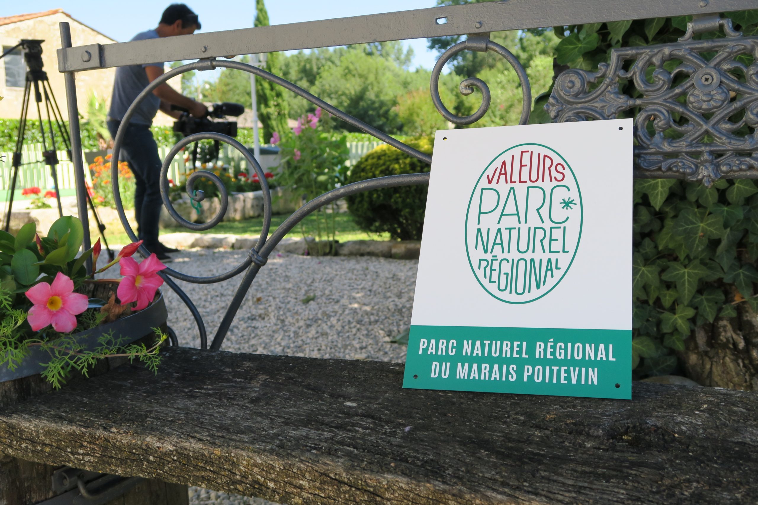 Marque "Valeurs Parc naturel régional" chez un hebergeur du Marais poitevin