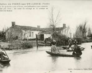 Les huttes du Poiré-sur-Velluire lors des grandes crues d'hiver © Collection A. Robin, Fontenay-le-Comte