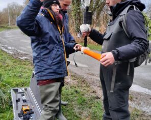 Formation à la manipulation d'un courantomètre avec la DREAL Nouvelle Aquitaine